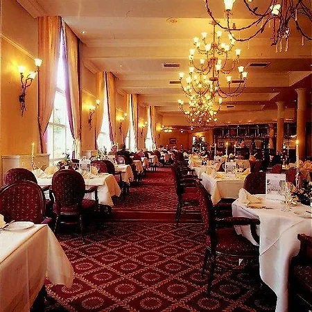 Hotel Kasteel Bloemendal 